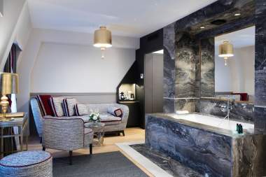 <span><span>Junior Suite Rivoli</span></span>